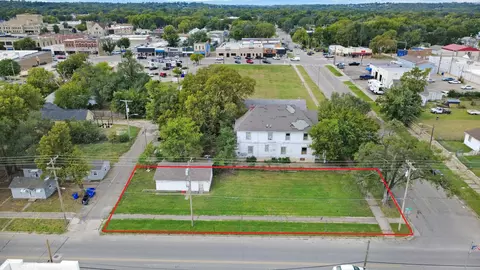 137 E 10th, Junction City, KS 66441