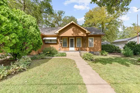 308 W Lindsborg St, Lindsborg, KS 67456