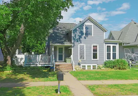 311 E 10th St, Wellington, KS 67152