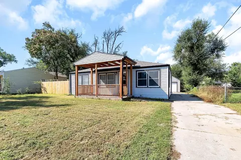 757 N Dougherty Ave, Wichita, KS 67212