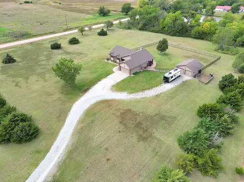 6363 S 263rd St W, Viola, KS 67149