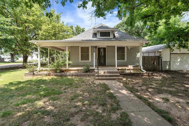 402 E 4th St, Haven, KS 67543