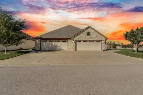 818 N Mccloud Cir Unit #507, Andover, KS 67002