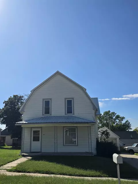 Exterior - 202 E Parallel St, Clifton, KS 66937 photo 2 of 3