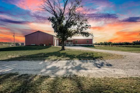 2308 18th Ave, Lindsborg, KS 67456