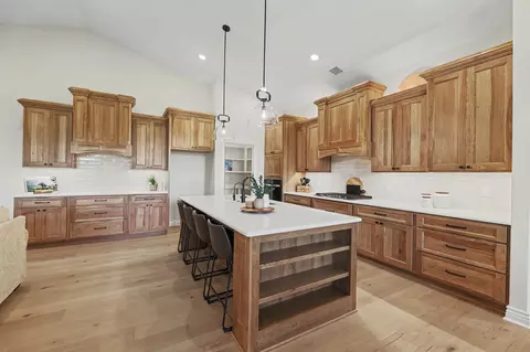 Kitchen - 4085 N Tyler Ct, Maize, KS 67101 photo 4 of 7