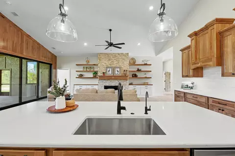 Kitchen - 4085 N Tyler Ct, Maize, KS 67101 photo 7 of 7