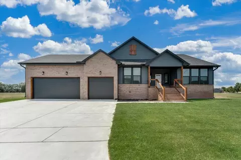 462 Stoney Crk, Clearwater, KS 67026