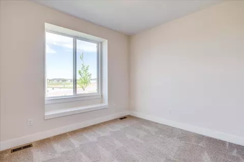 Bedroom - 9630 W Cedar Ln, Maize, KS 67101 photo 4 of 6