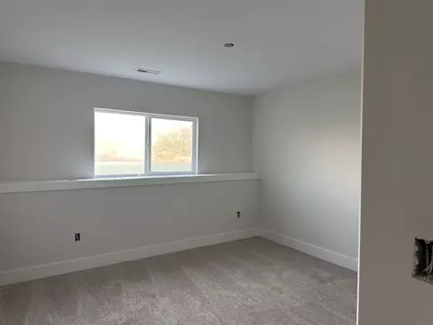 Bedroom - 9630 W Cedar Ln, Maize, KS 67101 photo 5 of 6