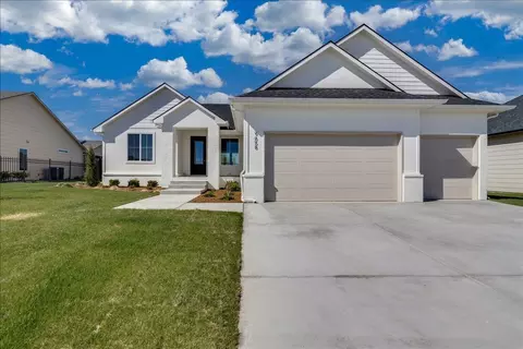 9658 W Cedar Ln, Maize, KS 67101
