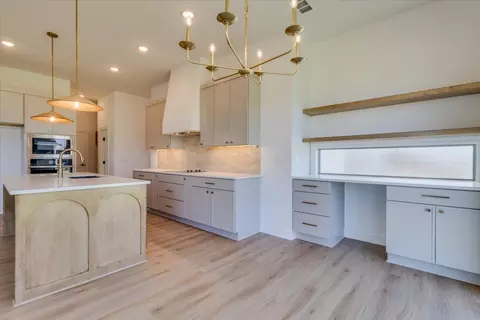 Kitchen - 4431 N Grey Meadows Ct, Maize, KS 67101 photo 4 of 4