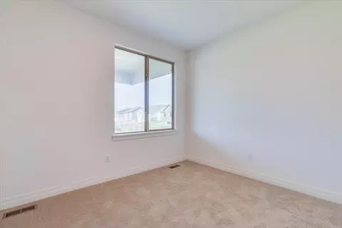 Bedroom - 4431 N Grey Meadows Ct, Maize, KS 67101 photo 4 of 6