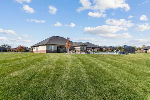 Exterior - 3854 N Red Fox Cir, Maize, KS 67101 photo 9 of 11