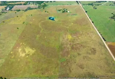 9715 S Rock Rd, Valley Center, KS 67147