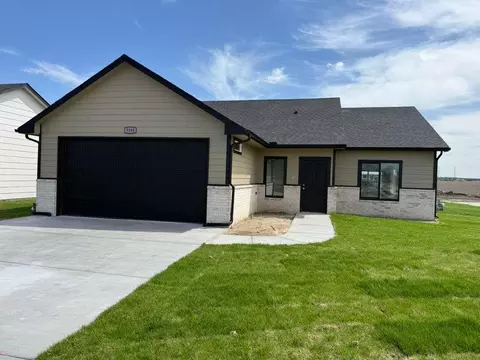 5198 N Toben Dr, Bel Aire, KS 67226
