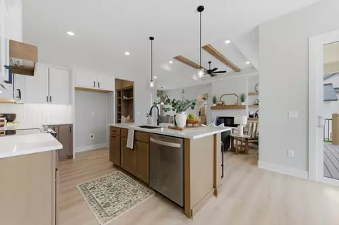 Kitchen - 4997 N Emerald, Maize, KS 67101 photo 3 of 4