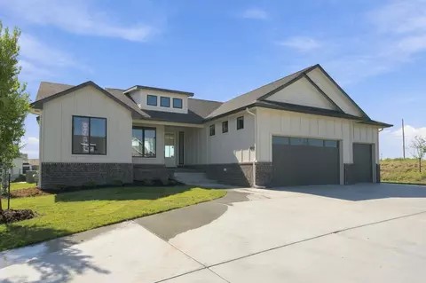 Exterior - 4997 N Emerald, Maize, KS 67101 photo 2 of 7