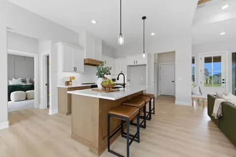 Kitchen - 4997 N Emerald, Maize, KS 67101 photo 4 of 4