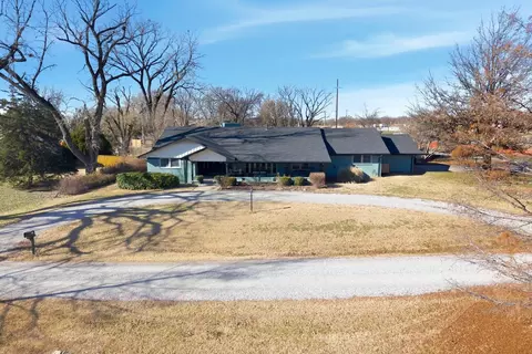 501 S Springlake Ln, Wichita, KS 67230