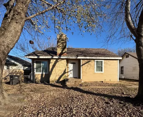 1120 N C St, Arkansas City, KS 67005
