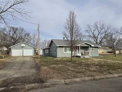 1513 20th St, Belleville, KS 66935