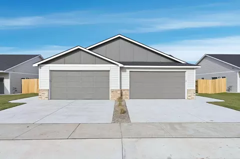 16908 W Kashmir St #16910 W KASHMIR ST, Goddard, KS 67052