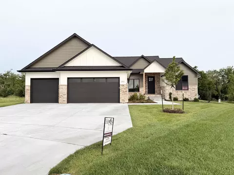 2531 S Clear Creek St, Wichita, KS 67230