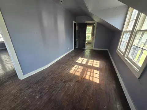 Bedroom - 318 E 7th Ave, Winfield, KS 67156 photo 1 of 1