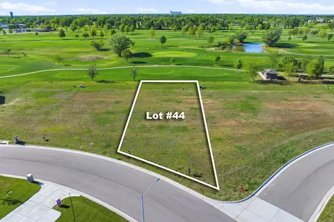 301 W Cherry Oaks St, Cheney, KS 67025