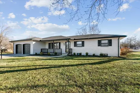 1470 S Hornecker Dr, Wichita, KS 67235