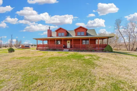 9801 S 103rd St W, Clearwater, KS 67026