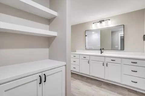 Bath - 4456 N Bluestem St, Maize, KS 67101 photo 5 of 6