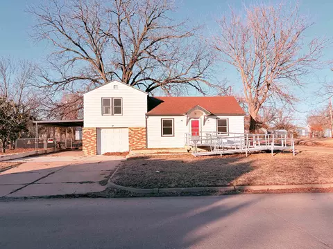 1701 S Millwood St, Wichita, KS 67213