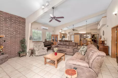 Living - 21950 W 79th St S, Viola, KS 67149 photo 3 of 3