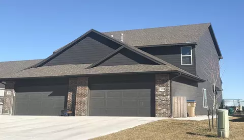 16307-16309 W Lynndale St, Goddard, KS 67052