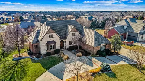 2009 N Clear Creek Ct, Wichita, KS 67230