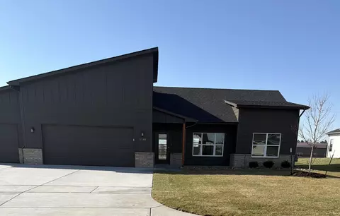 1149 Trek Cir, Goddard, KS 67052