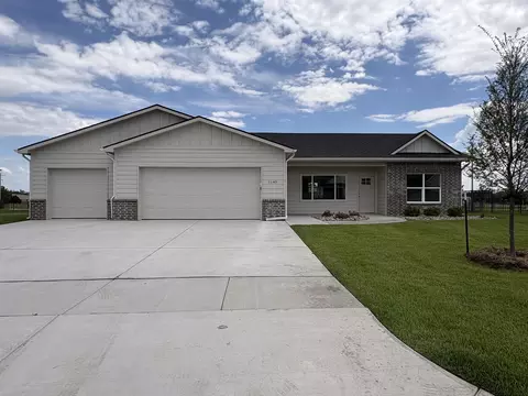 1145 Trek Cir, Goddard, KS 67052