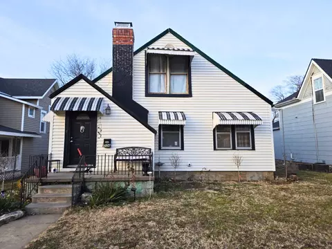 206 W Main St, Herington, KS 67449