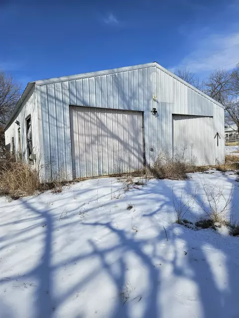 606 Maple Rd, Cedar Vale, KS 67024 photo 3
