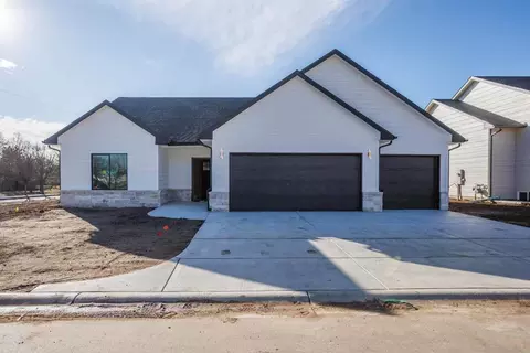 12005 W Cornelison St, Wichita, KS 67212