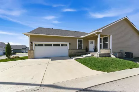 331 N 127th St E UNIT 401, Wichita, KS 67206