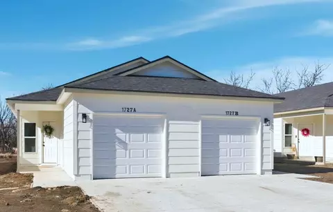 1725 N Main St UNIT S A AND B, Rose Hill, KS 67133