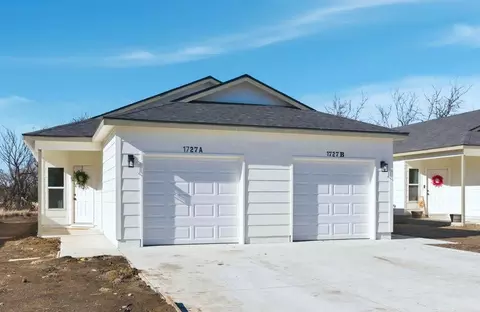 1727 N Main St UNIT S A AND B, Rose Hill, KS 67133