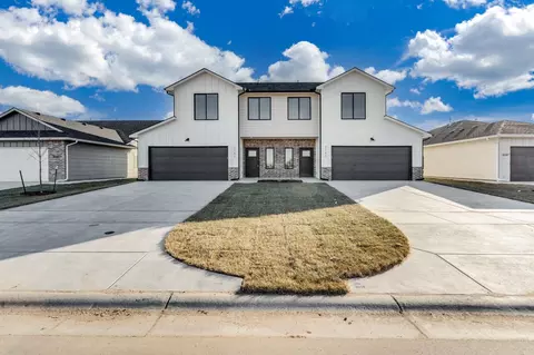 3613 W 3615 W Longleaf Cir, Wichita, KS 67205
