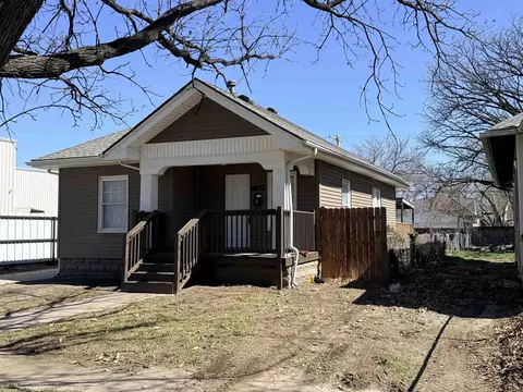 1632 S Wichita St, Wichita, KS 67213