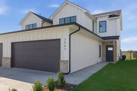 3016 N Westridge Dr, Wichita, KS 67205
