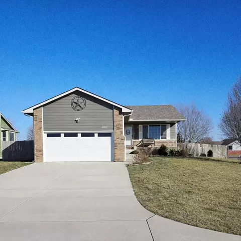 12002 W Grant Ct, Wichita, KS 67235