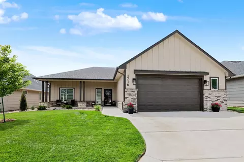 1716 N Forestview Ct, Wichita, KS 67235